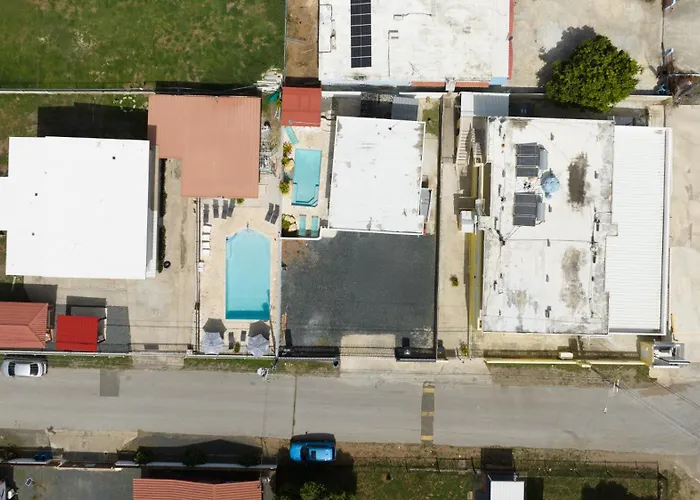 R&V Combate Beach House, 2Nd Floor With Pool
